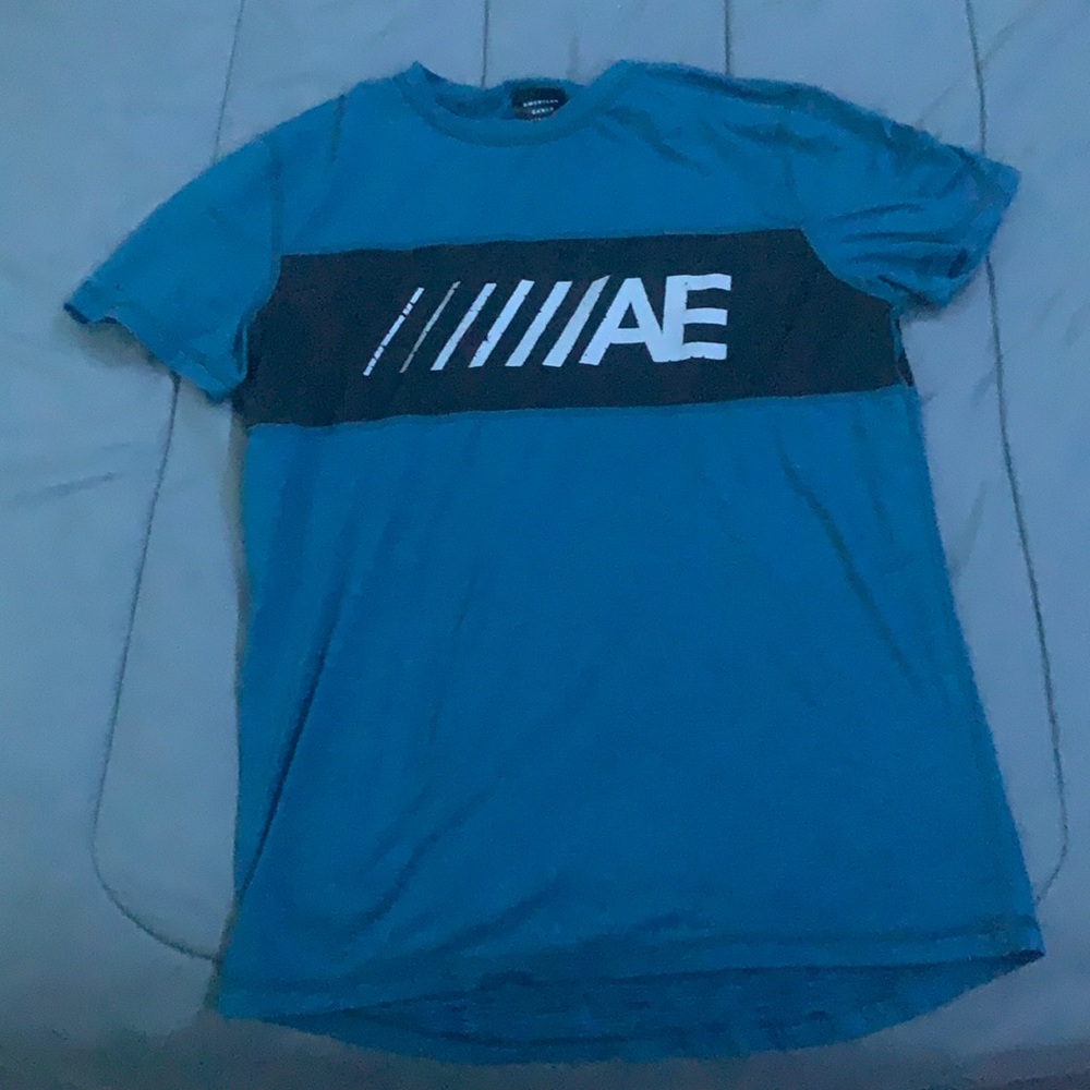 Medium American Eagle T-Shirt